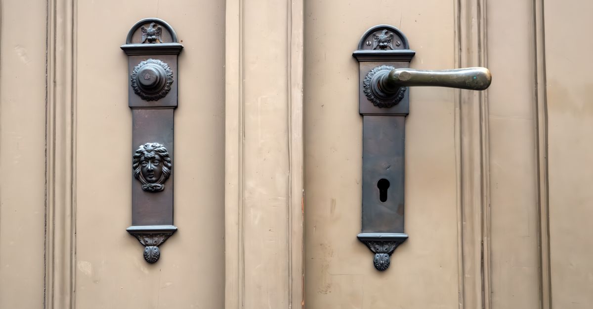 Why Commercial Mortise Locks Are Built for High-Traffic Business Doors — Piscataway Locksmith